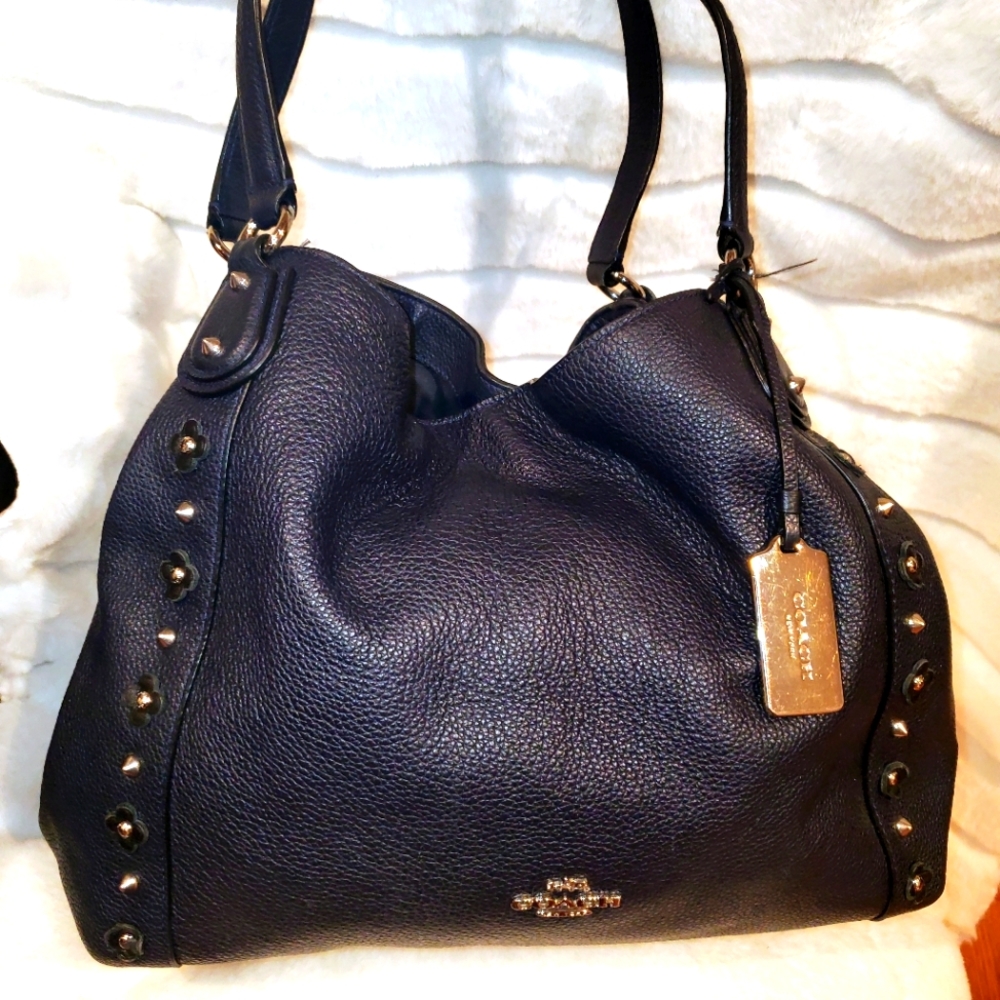 Authentic Coach Edie 31 Shoulder bag